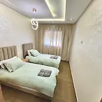 Appartement Lumineux Et Elegant