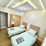 Appartement Lumineux Et Elegant